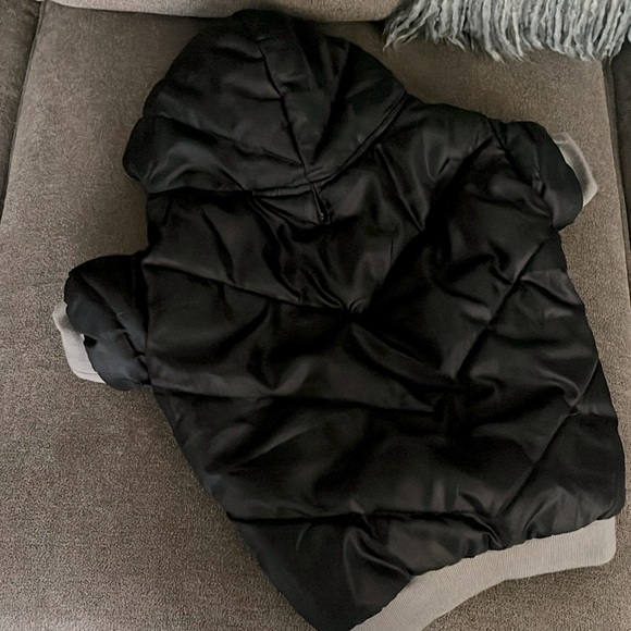 Doggy jacket with hood- EUC!! $12 - Picture 7 of 9